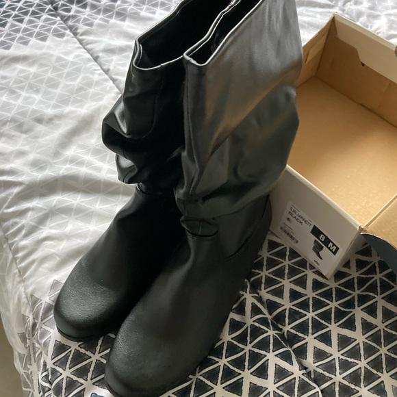 NWOTS Ladies Boots - Picture 3 of 12